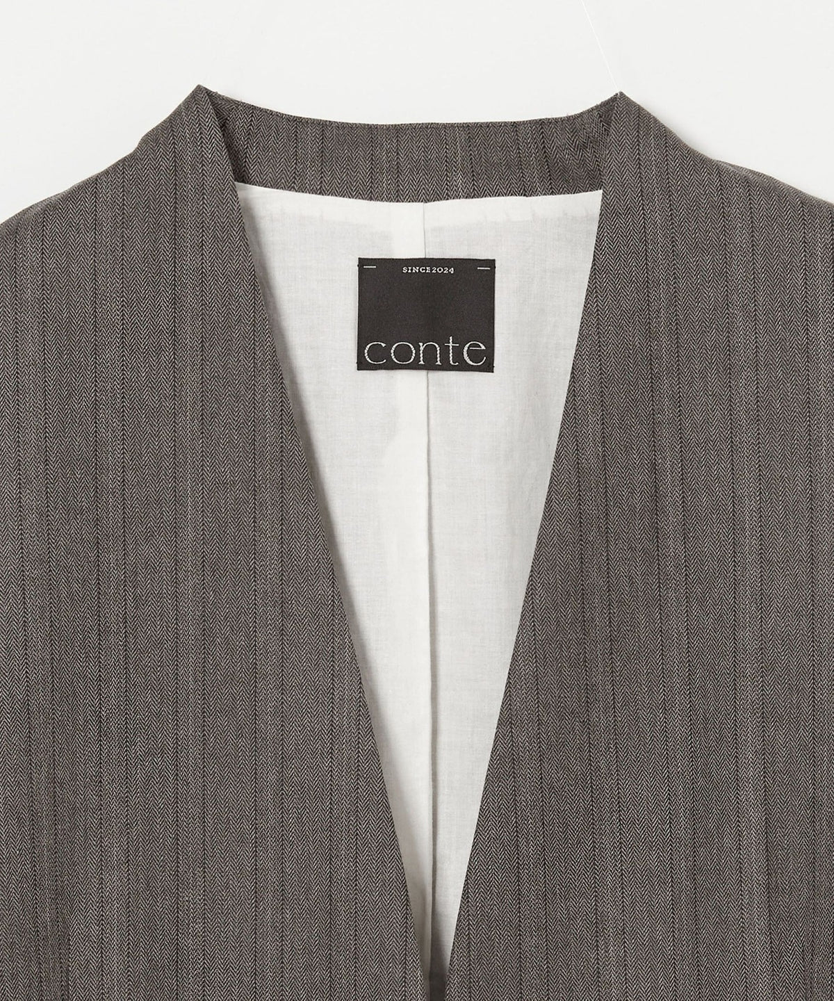 <conte> Striped Herringbone Collarless Jacket