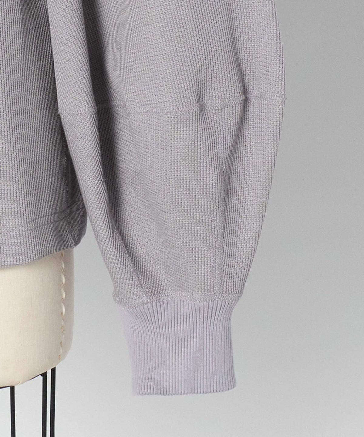 SPRING Voluminous Sleeve Thermal Pullover
