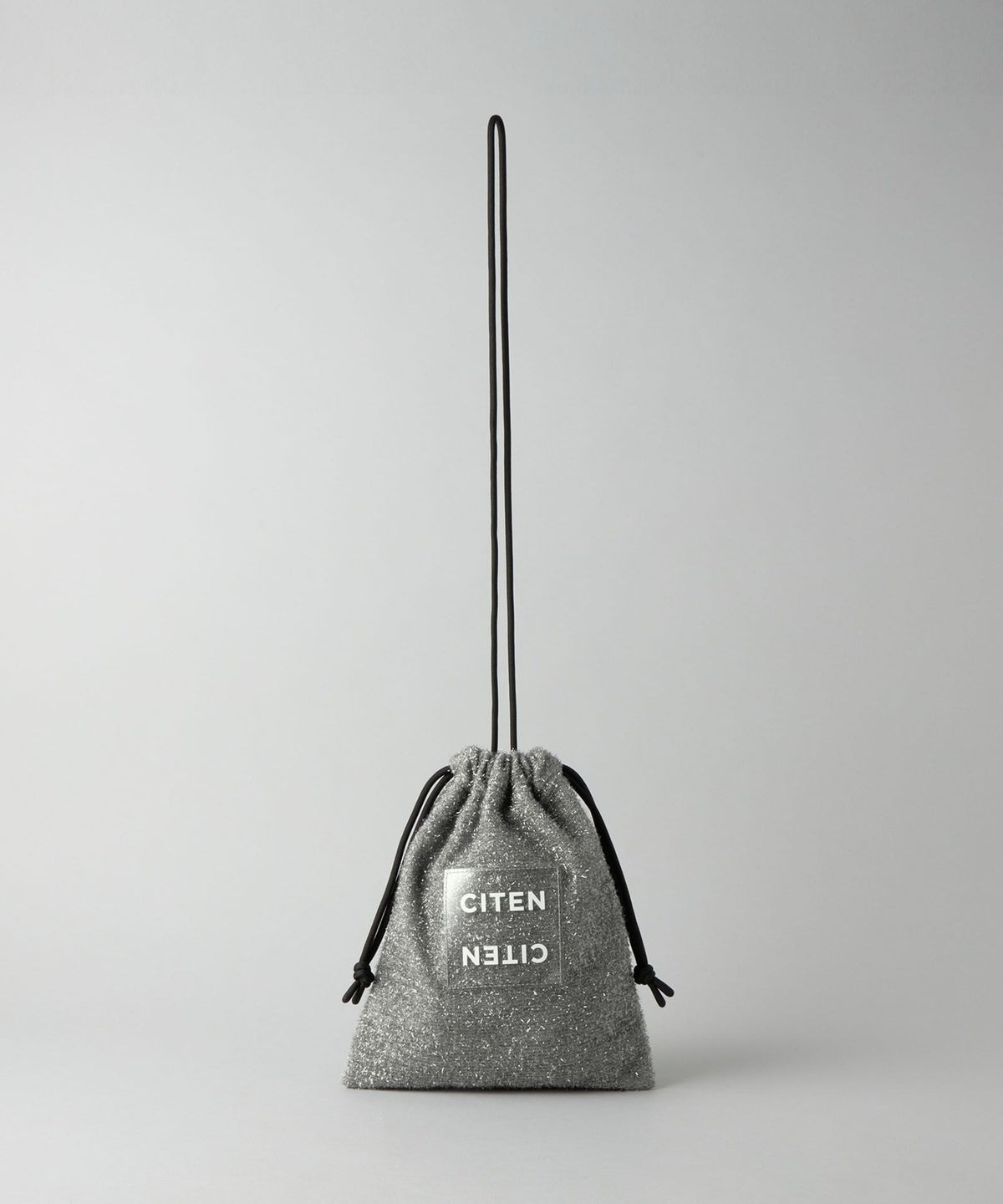 ＜CITEN＞ शाइनी Knit Clear Logo ड्रॉस्ट्रिंग Shoulder Bag