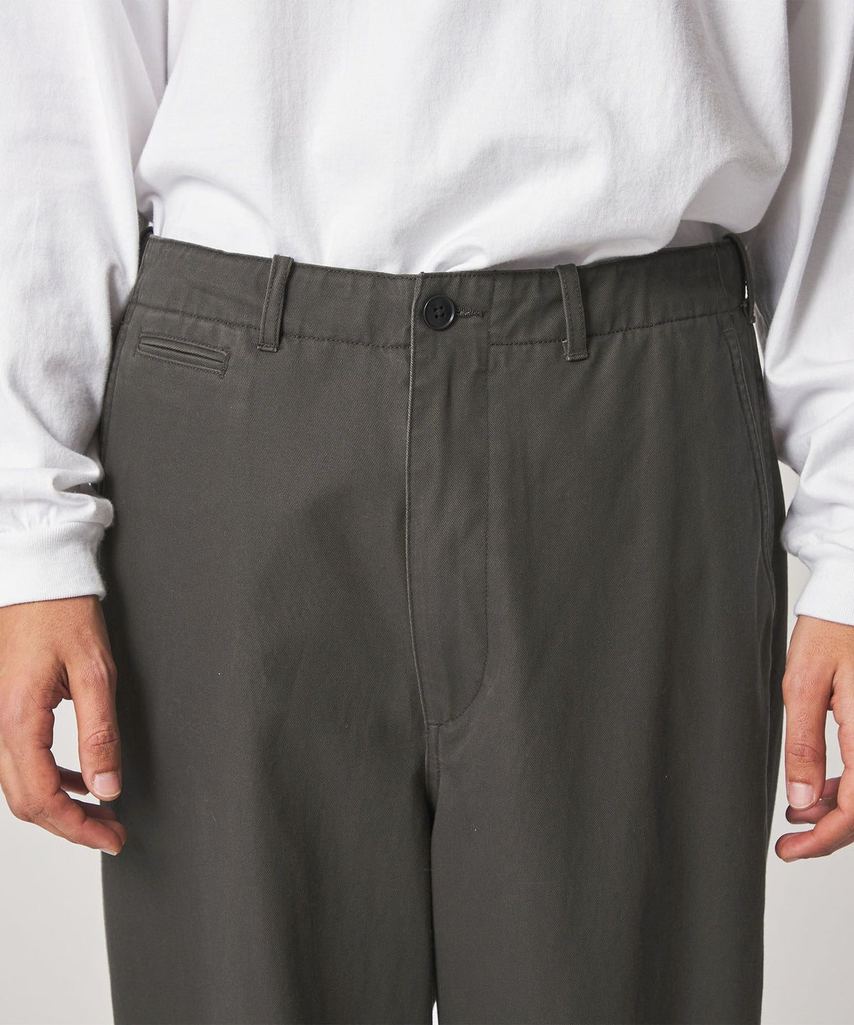 <Steven Alan> High-Twist Twill Army No-Pleat Trousers
