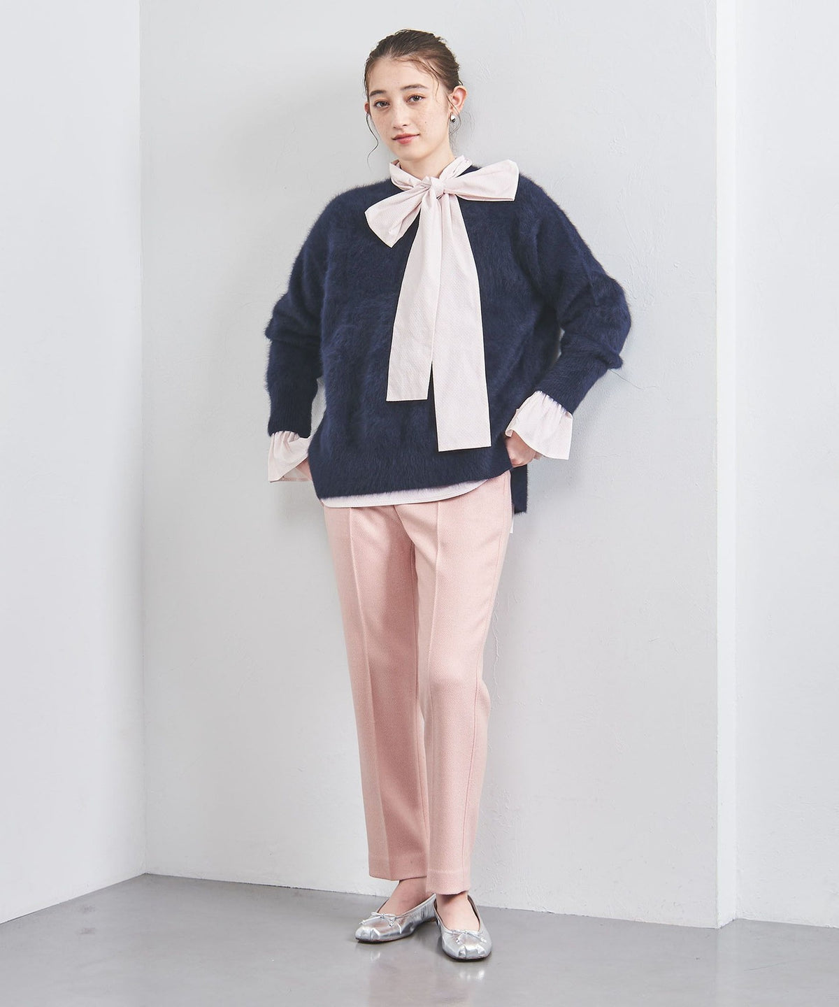 狐狸羊绒圆领针织衫 24FW