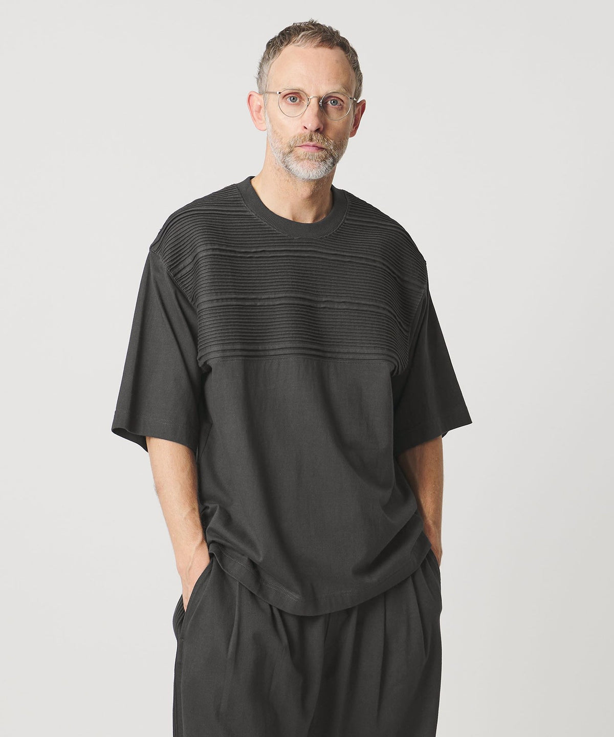 <Pheeta> Pearl Half-Sleeve Cut-and-Sew Top - UNISEX - / 015CMen-PT3