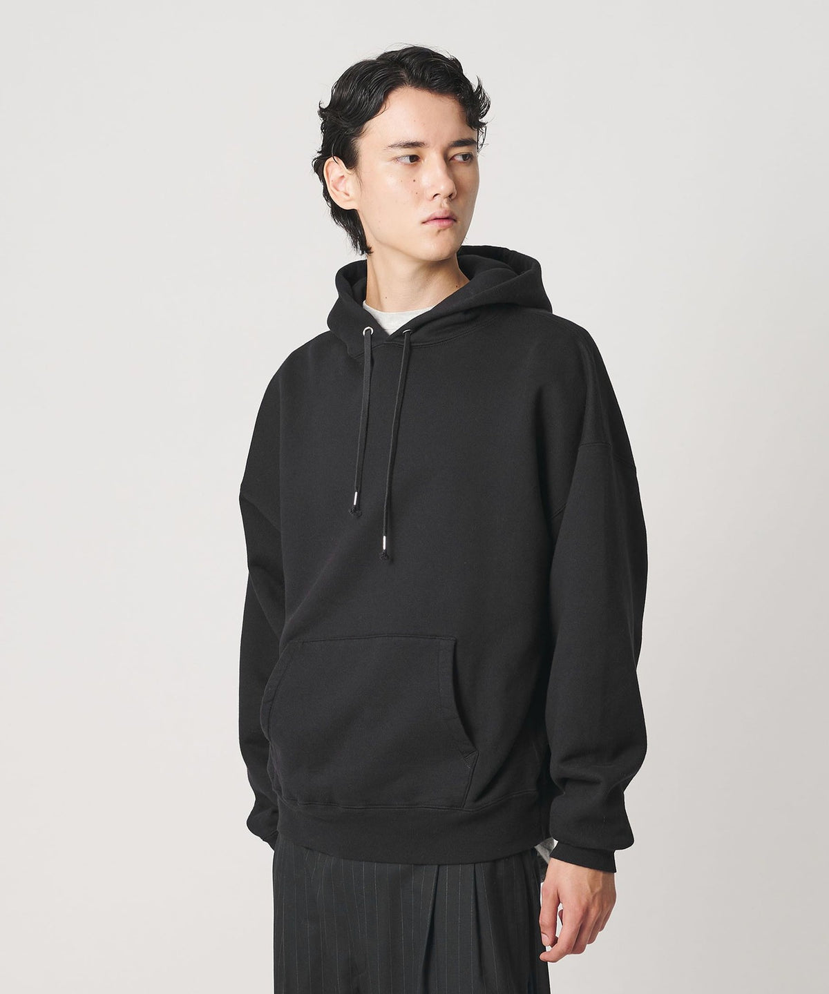 <H> Essential Sweat Hoodie