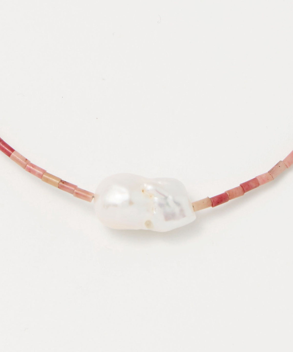 <PREEK> BAROQUE PEARL STONE LINE CHOKER NECKLACE